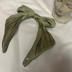 Anthropologie green embellished hair barrette bow new